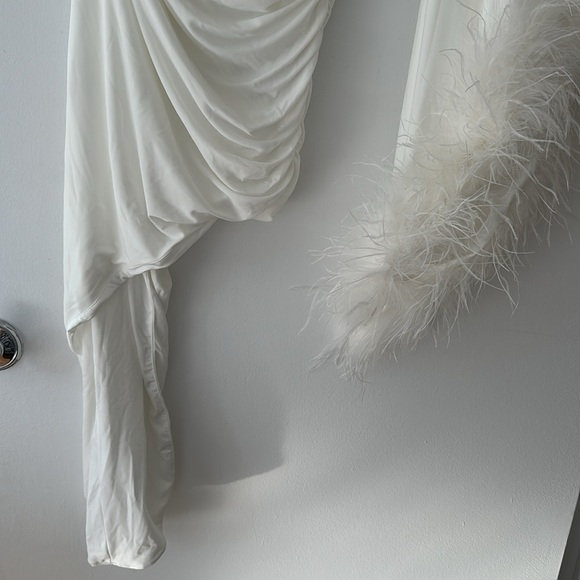 Club L London Maternity Dress - Picture 8 of 13